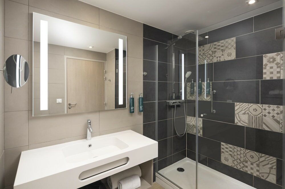 Фото Hilton Garden Inn Paris La Villette