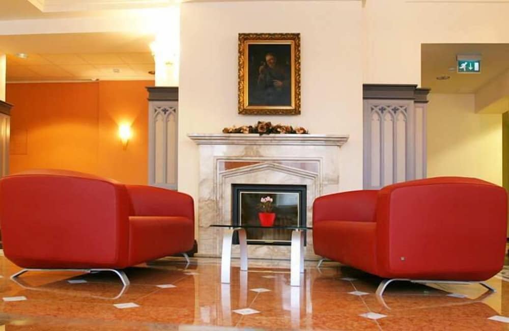 Фото Monika Centrum Hotels