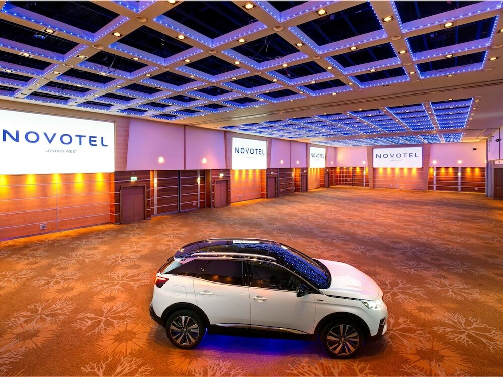 Фото Novotel London West