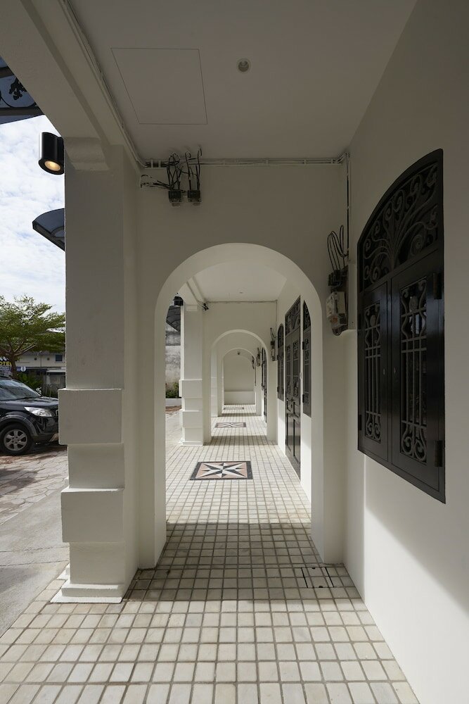 Фото Macalister Terraces Hotel