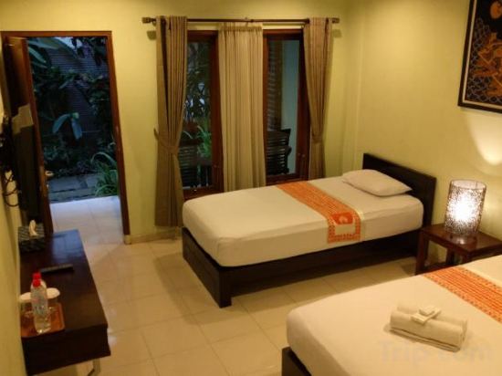 Фото Puri Pangeran Hotel