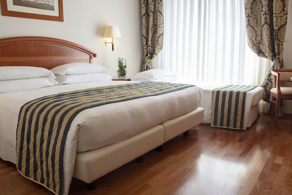 Фото Starhotels Vespucci