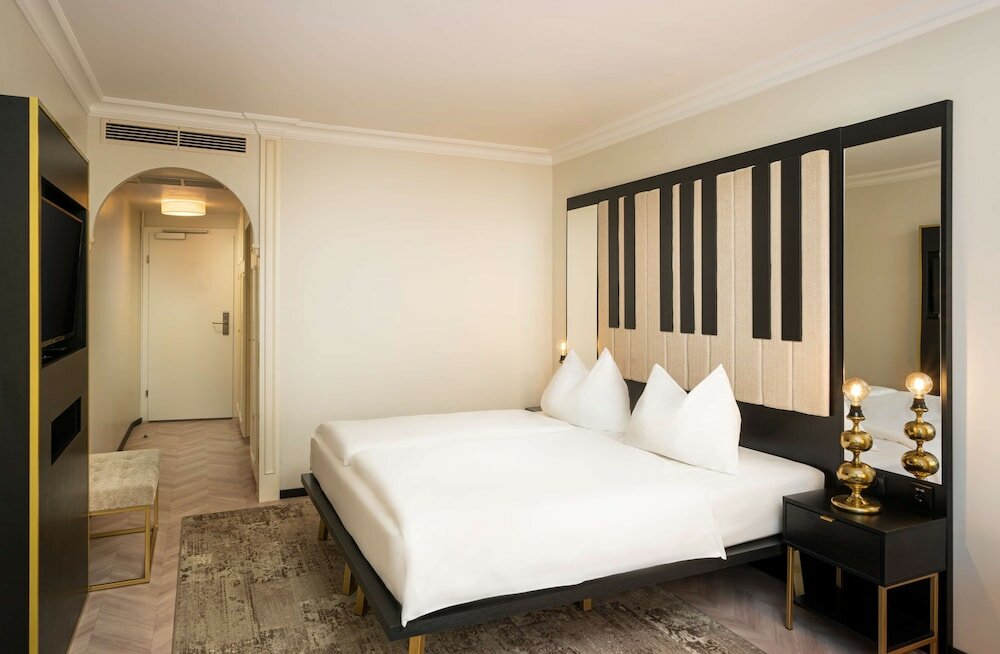 Фото Elaya Hotel Vienna City Center