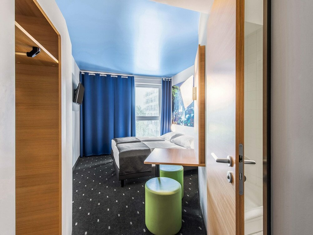 Фото B&b Hotel Neu-Ulm
