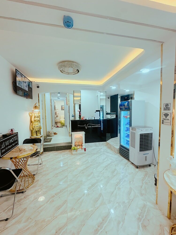 Фото Le Vu Hotel