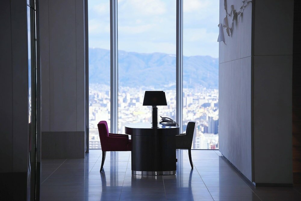 Фото Osaka Marriott Miyako Hotel