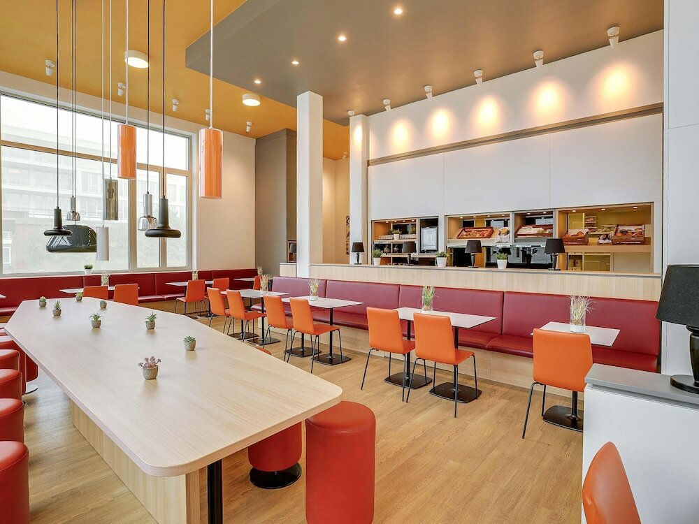 Фото B&b Hotel Bremen-Überseestadt