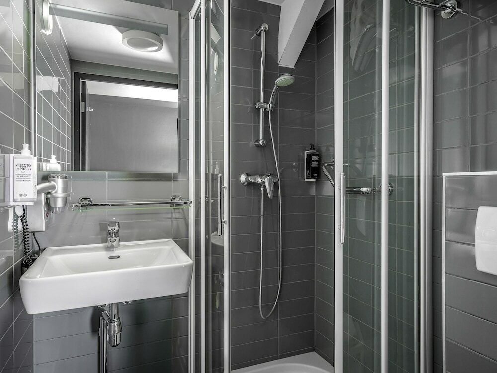 Фото Ibis Styles Amsterdam Amstel Hotel