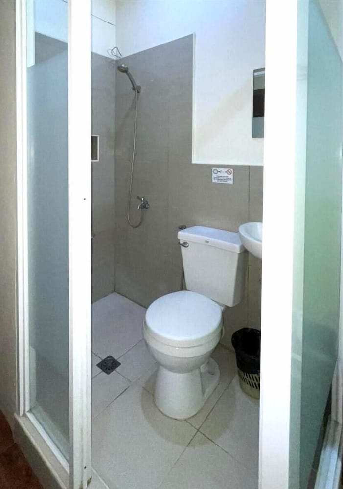 Фото Sulit Budget Hotel