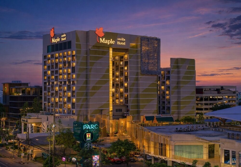 Фото Maple Hotel