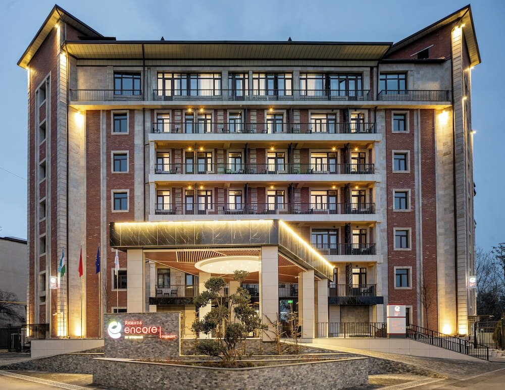 Фото отеля 1