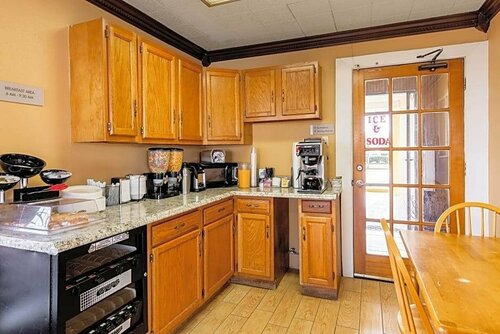 Гостиница Econo Lodge Waco North I-35 в Лейси-Лейквью