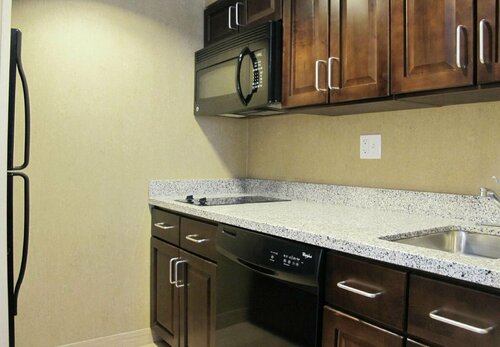 Гостиница Homewood Suites by Hilton Coralville - Iowa River Landing, IA в Коралвилле