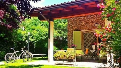 Гостиница A Casa Di Manu B& x26; B в Дезенцано-дель-Гарда