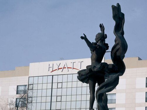 Гостиница Hyatt Regency Bishkek в Бишкеке