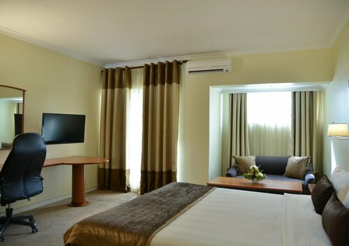 Гостиница Cresta Oasis в Хараре