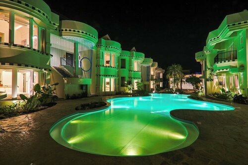 Гостиница Lotus Beach Resort в Бенаулиме