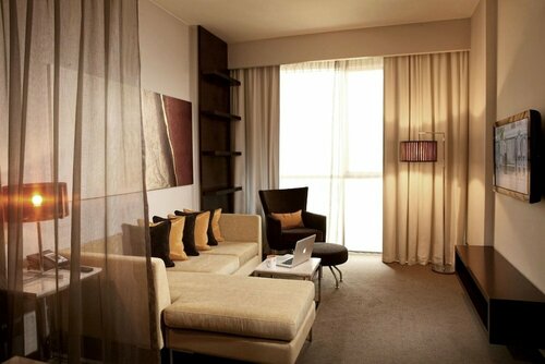 Гостиница Centro Sharjah Rotana в Шардже