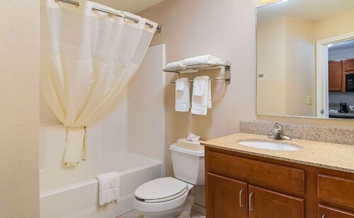 Гостиница Suburban Extended Stay Hotel Waterloo - Cedar Falls в Ватерлоо