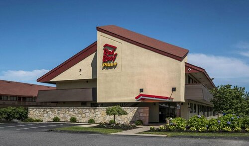 Гостиница Red Roof Inn Plus+ Boston - Framingham в Натике