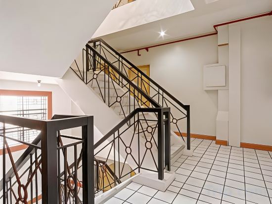 Фото RedDoorz Plus near Johnson and Johnson Paranaque