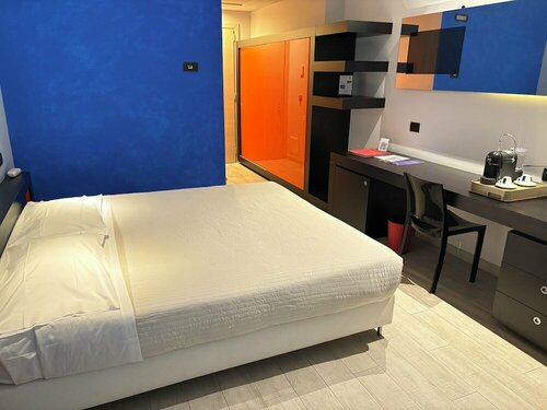 Гостиница Blue Shades Aparthotel в Пизе