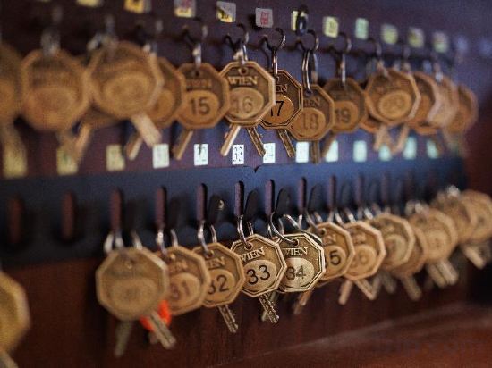 Фото Continental Hotel-Pension