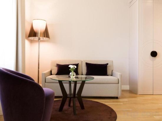 Фото Elite Hotel Adlon