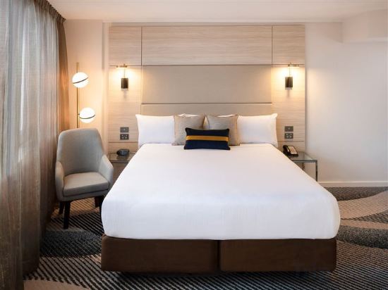 Фото Novotel Sydney Parramatta