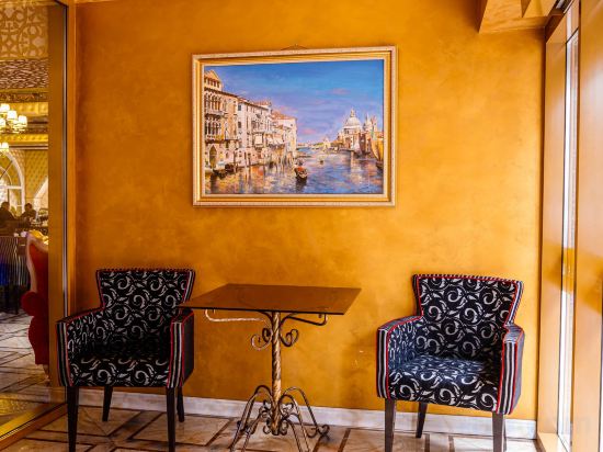 Фото Grand Opera