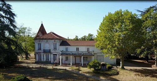 Гостиница Chateau la Loge в Монтобане