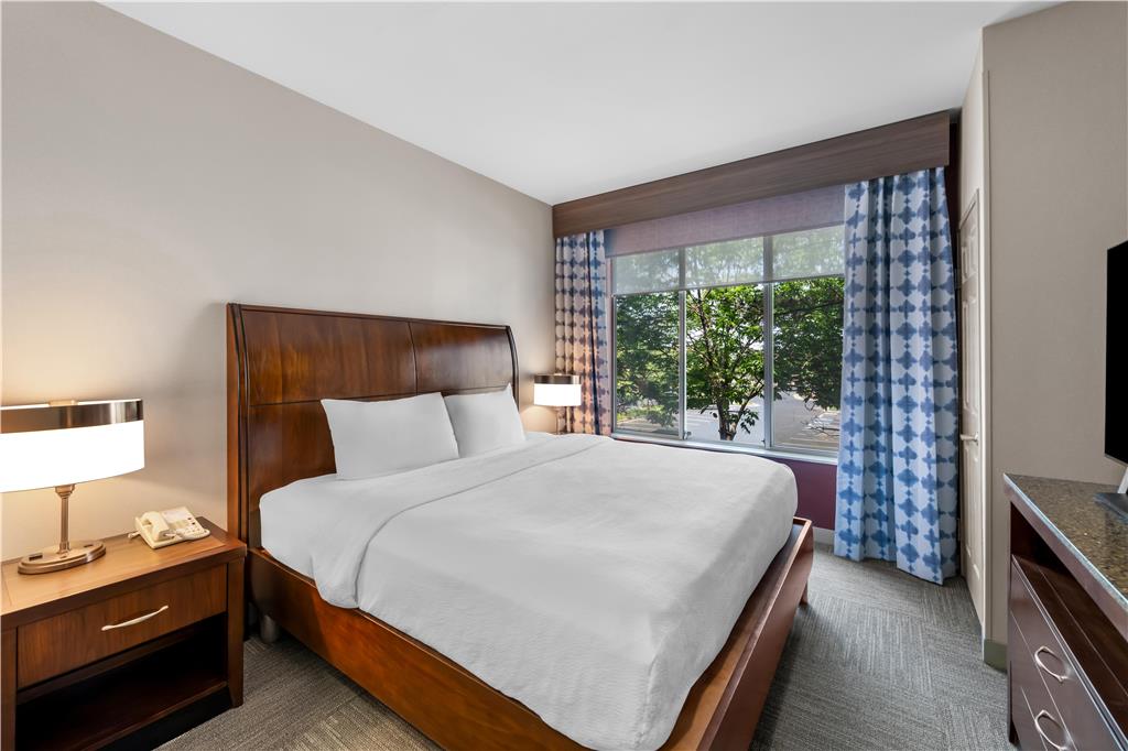 Фото Hilton Garden Inn Overland Park