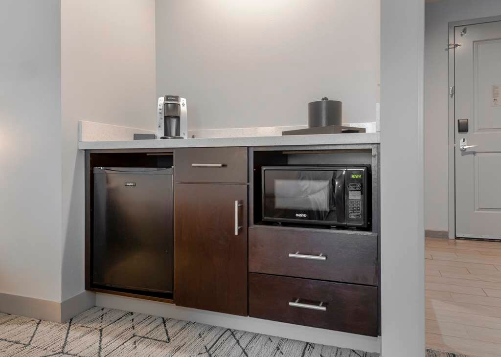 Фото Hilton Garden Inn Raleigh-Cary