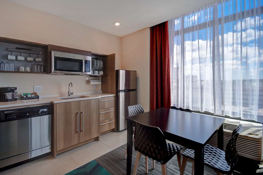Фото Home2 Suites by Hilton Kalamazoo Downtown