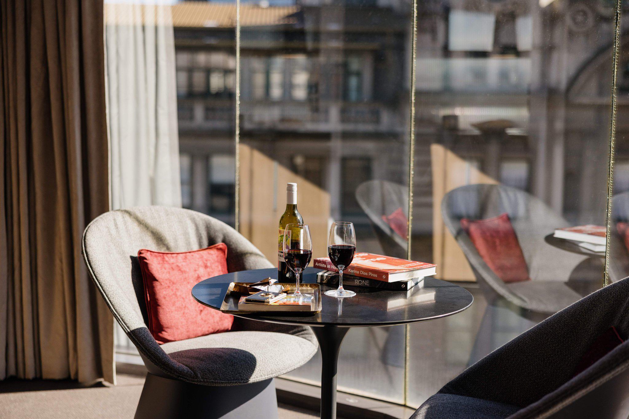 Фото Hotel Indigo Melbourne on Flinders by IHG
