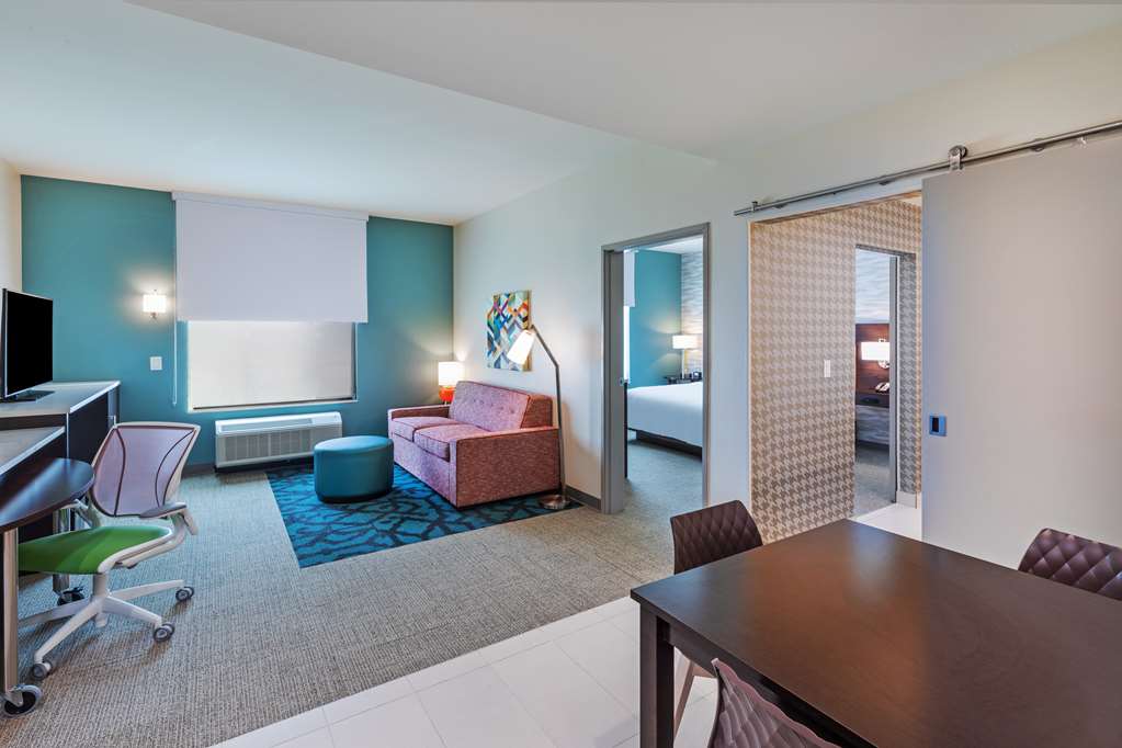 Фото Home2 Suites by Hilton Midland East