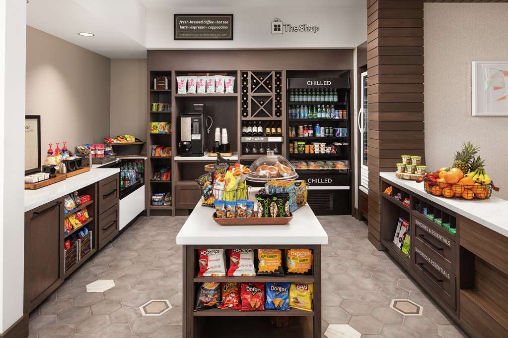 Фото Hilton Garden Inn Sacramento Airport Natomas