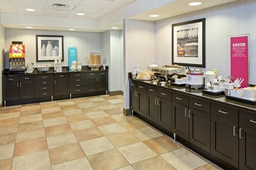 Гостиница Hampton Inn & Suites Spokane Valley в Спокан-Вэлли