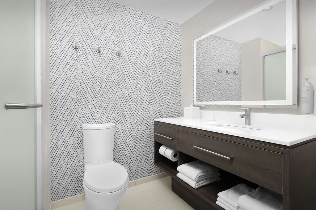 Фото Home2 Suites by Hilton Falls Church