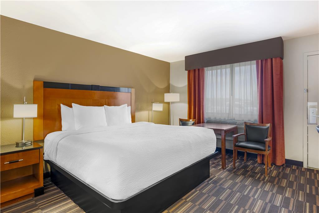 Фото Best Western Executive Inn
