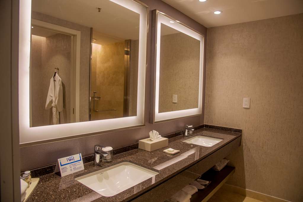 Фото Hilton Pilar