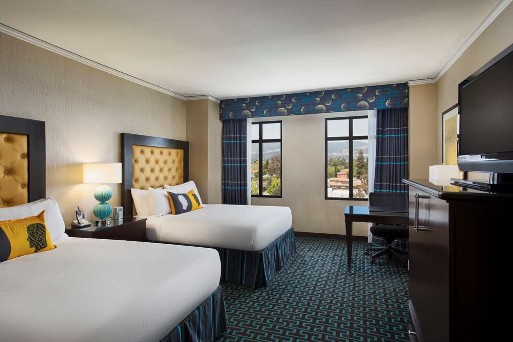 Фото Juniper Cupertino, Curio Collection by Hilton