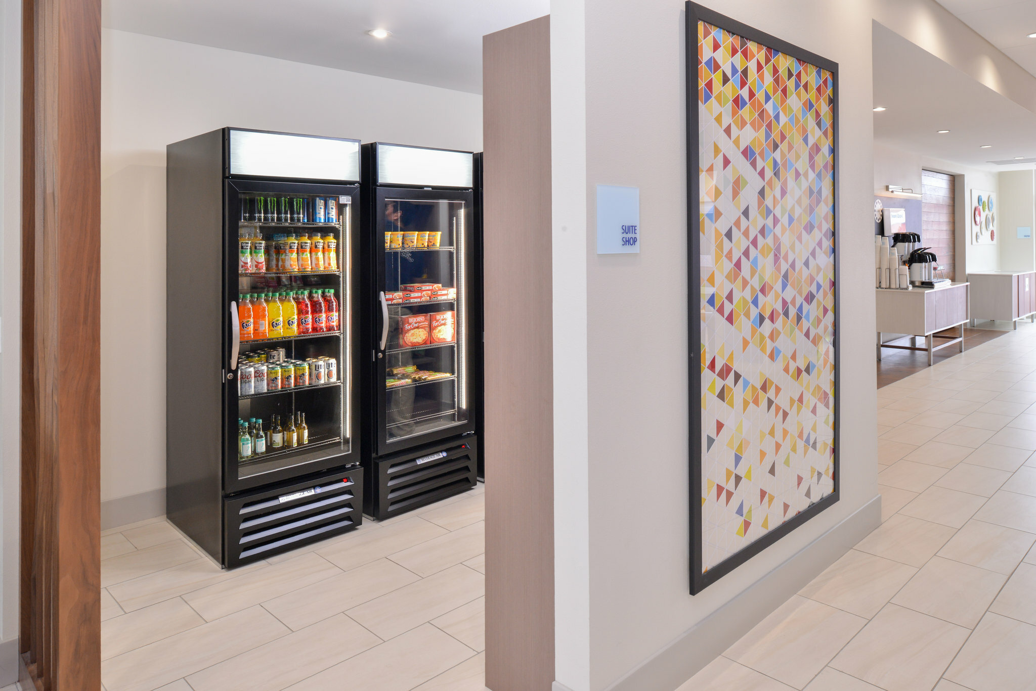 Фото Holiday Inn Express & Suites Madison, an Ihg Hotel