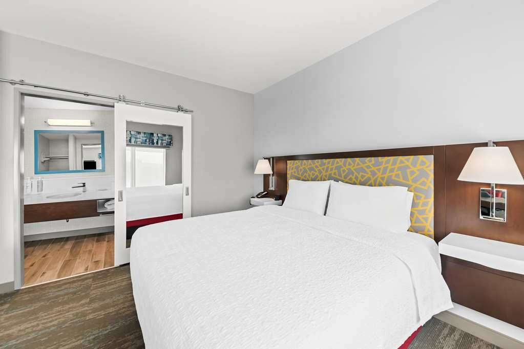 Фото Hampton Inn & Suites Farmers Branch Dallas