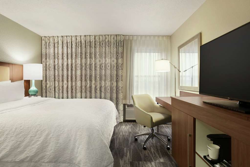 Фото Hampton Inn Findlay