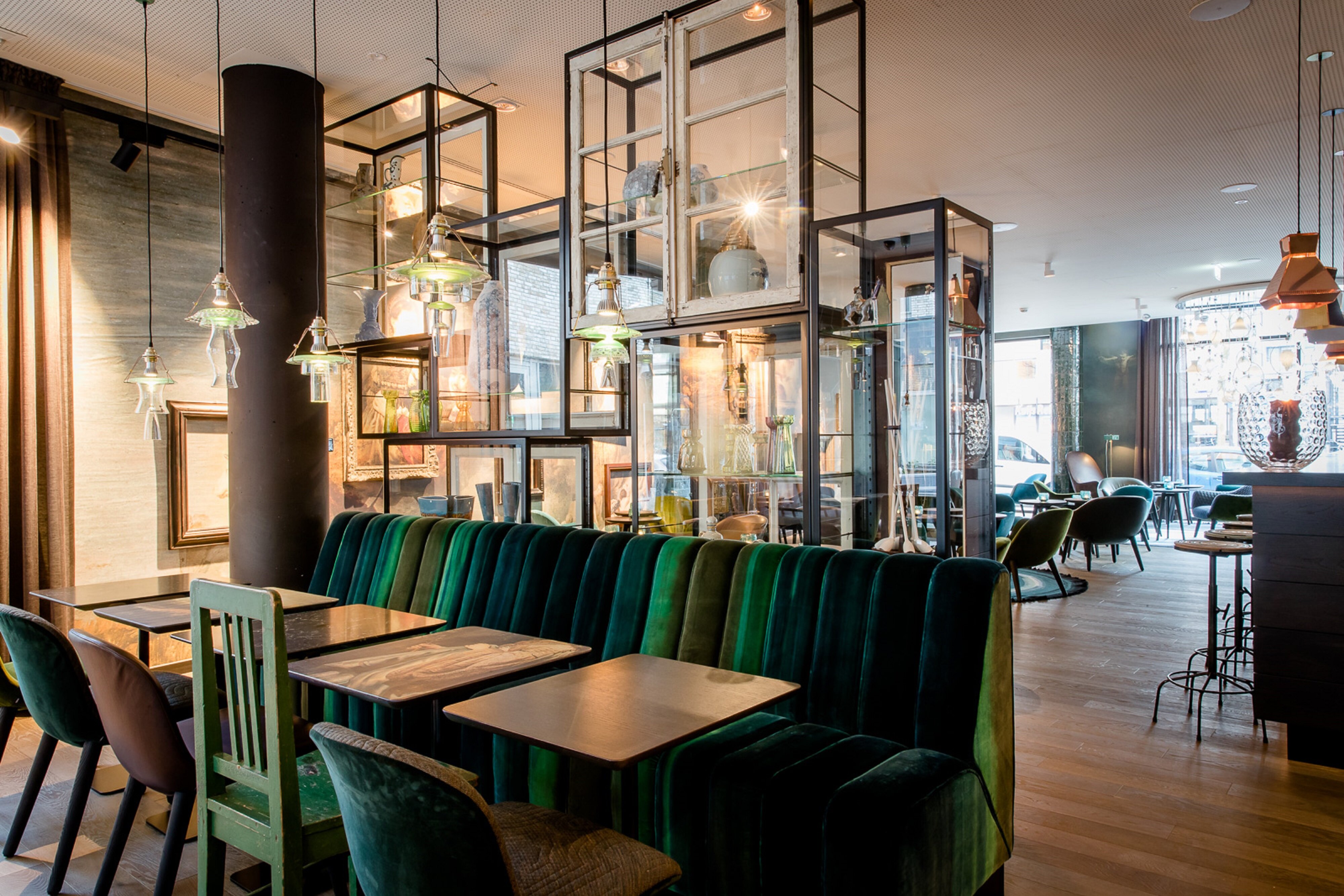 Фото Motel One Amsterdam - Waterlooplein