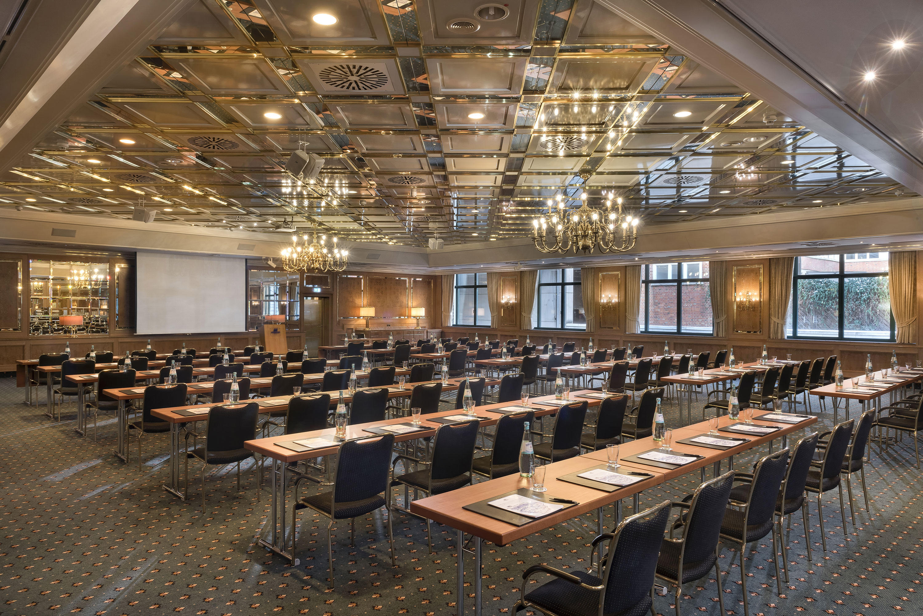 Фото Maritim Hotel Stuttgart