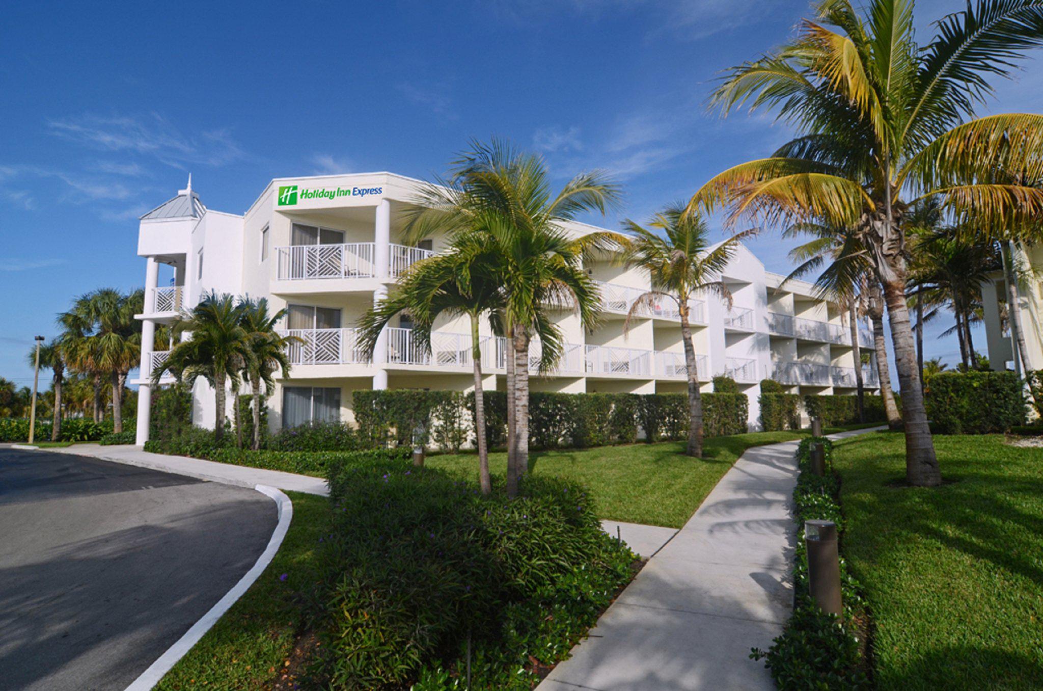 Фото Holiday Inn Express North Palm Beach-Oceanview, an Ihg Hotel