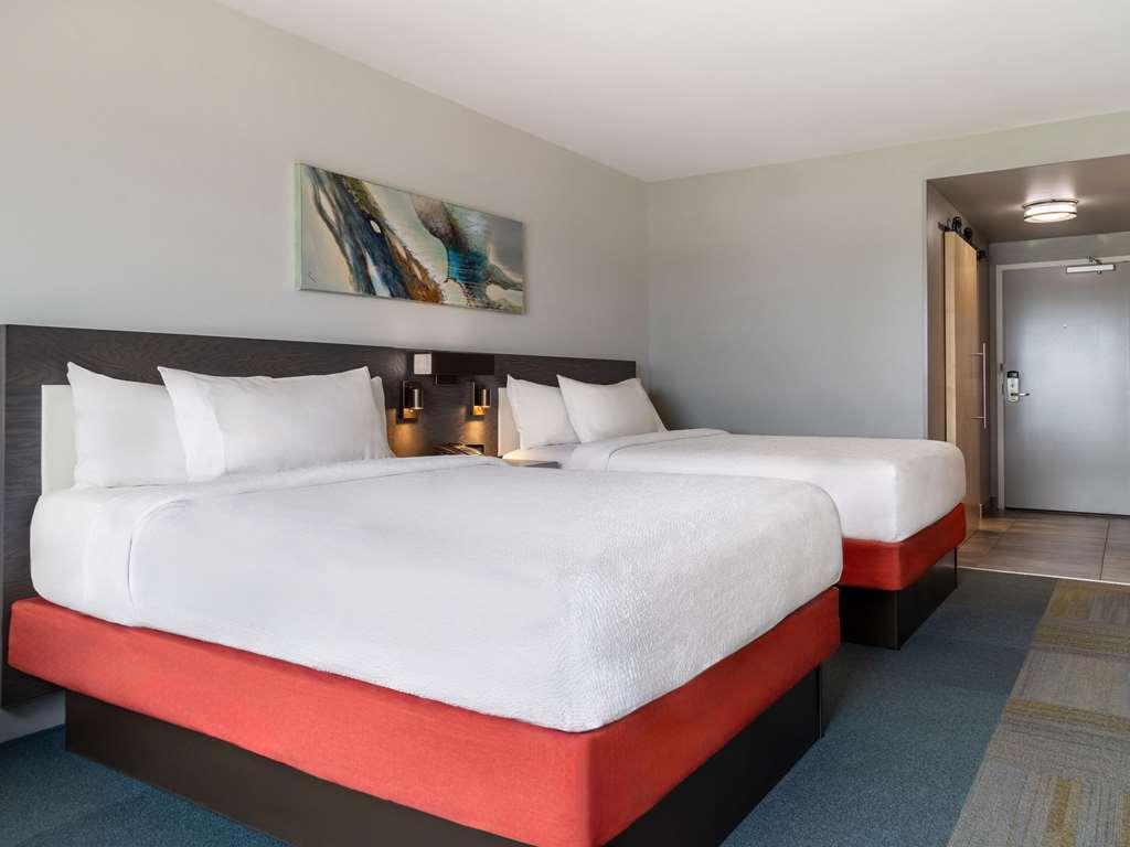 Фото Hilton Garden Inn Fredericton