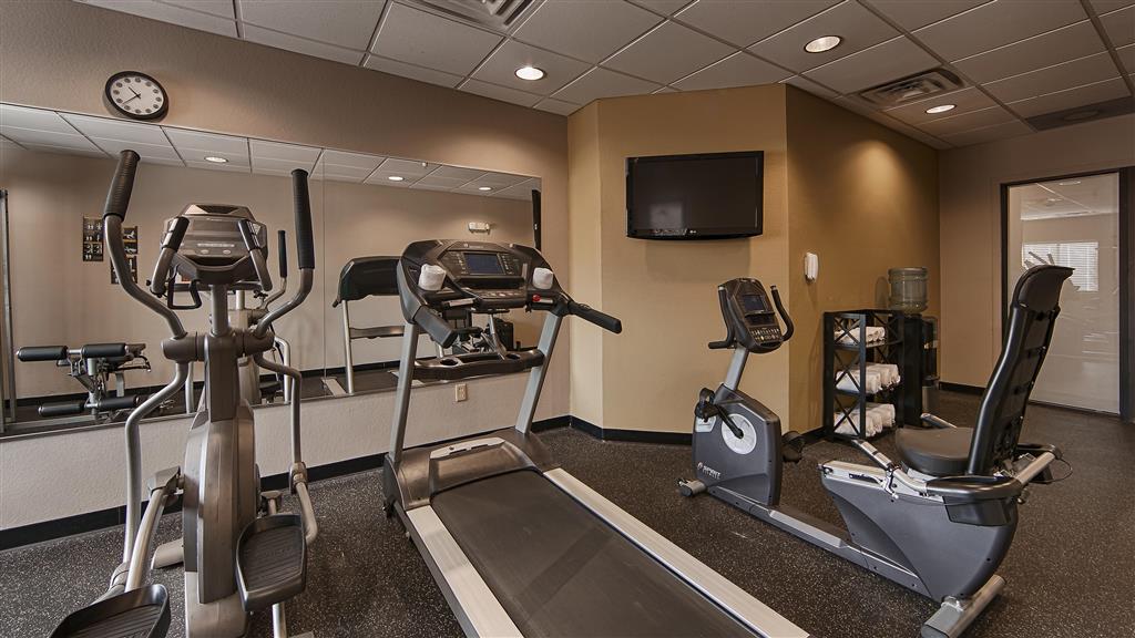 Фото Best Western Bayou Inn & Suites